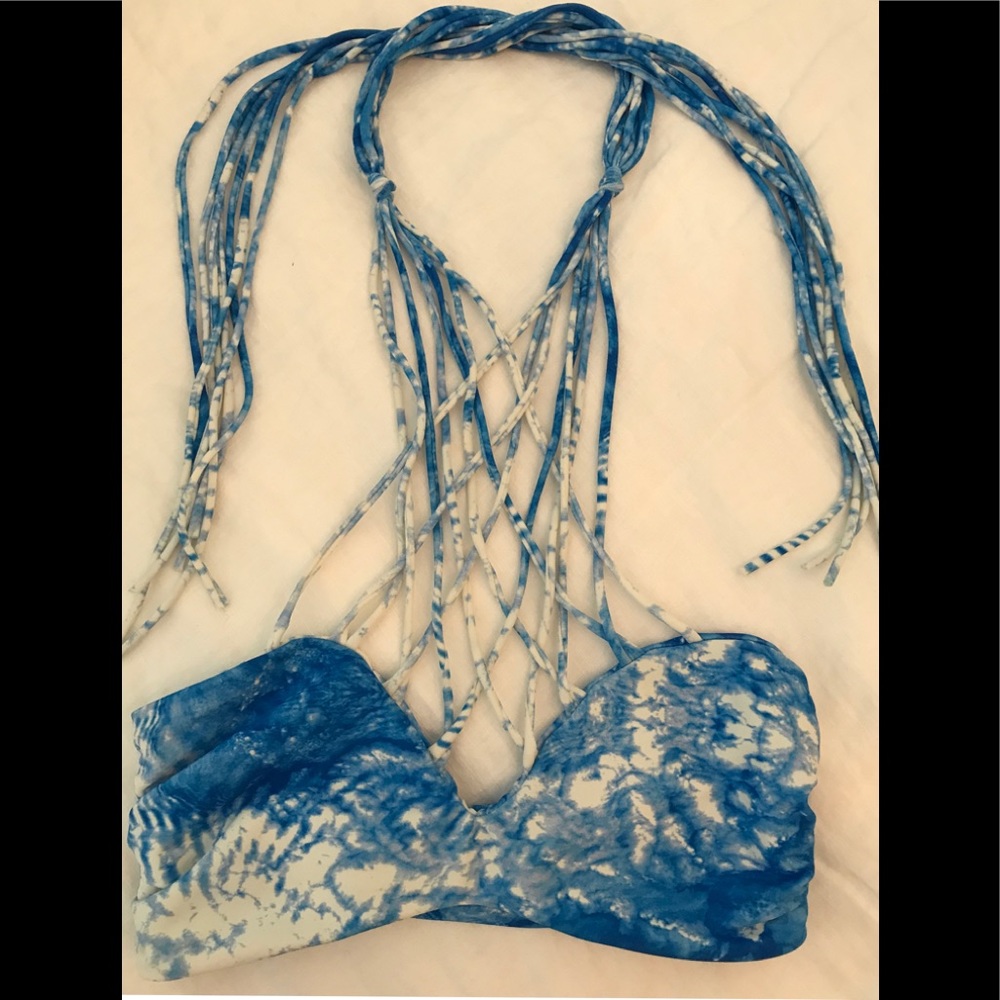 Adorable Mikoh bikini top